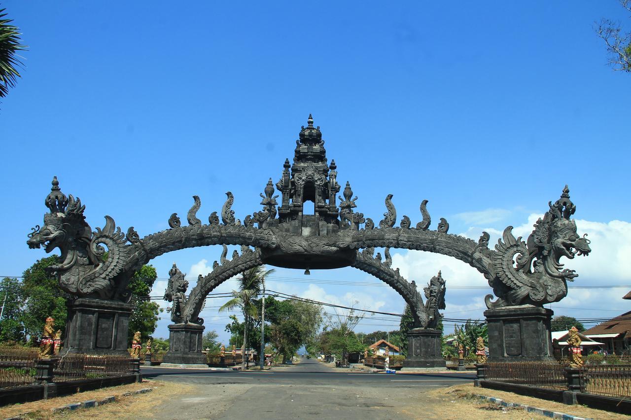 Hotel Lestari Gilimanuk Exterior photo