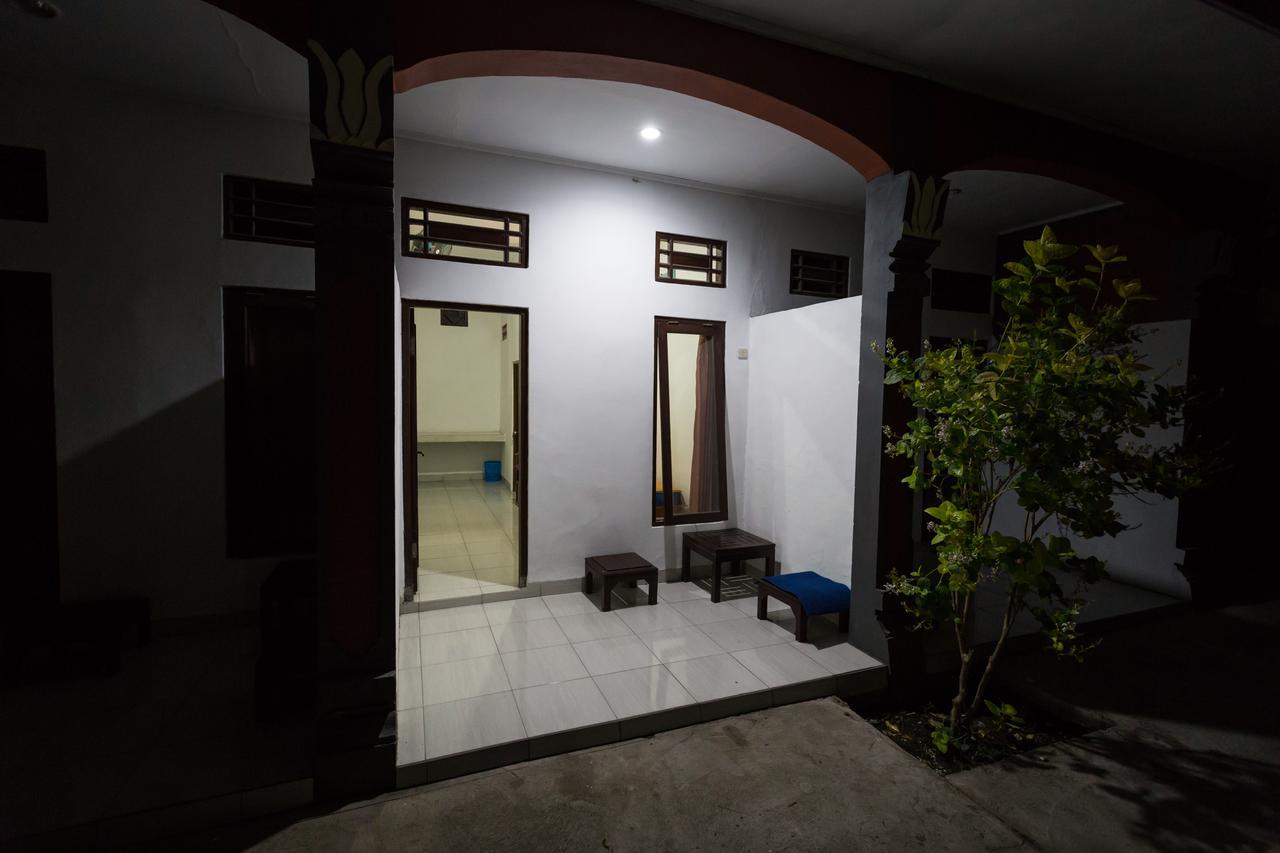 Hotel Lestari Gilimanuk Exterior photo